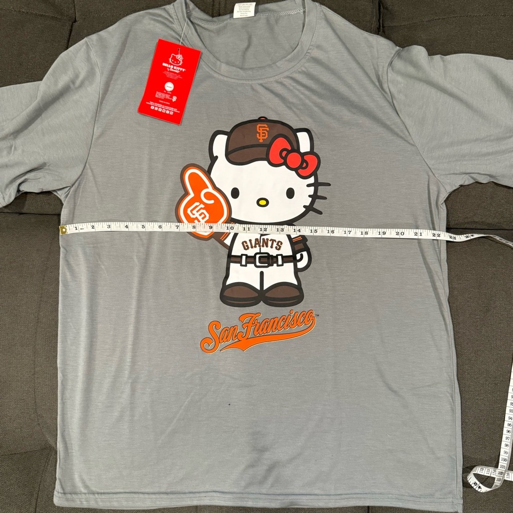 Hello Kitty SF Giants XL Shirt Baseball NWT - Picture 3 of 4